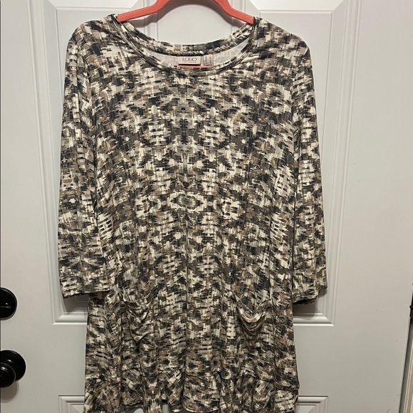 LOGO by Lori Goldstein Tops - LOGO by Lori Goldstein ruffle hem Top NWOT